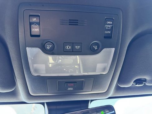 Used 2017 Lexus IS 200t image 23