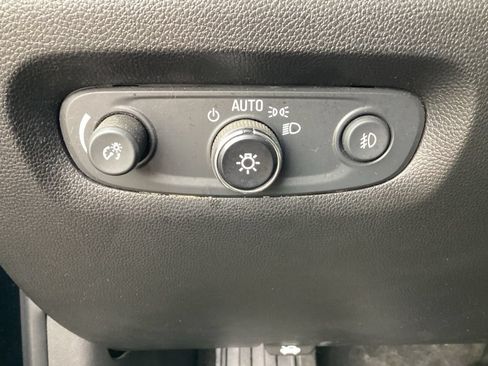 Used 2020 Chevrolet Traverse Premier w/ LPO, Floor Liner Package AWD/4WD image 28