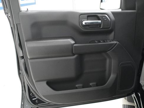 New 2026 Chevrolet Silverado 1500 Custom RWD image 10