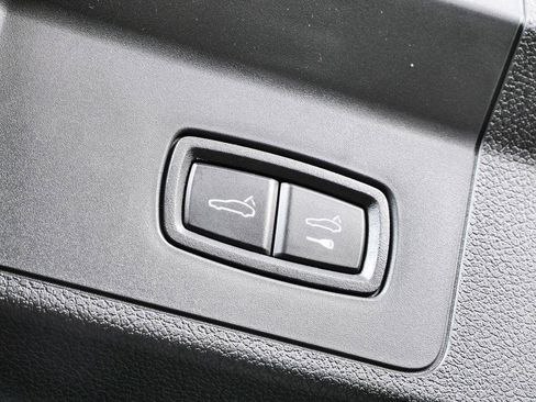 Certified 2026 Porsche Panamera 4 AWD/4WD image 33