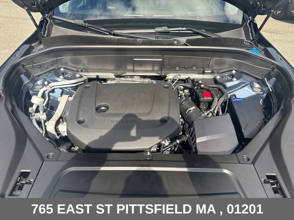 Used 2025 Volvo XC90 B6 Ultra w/ Protection Package Premier AWD/4WD image 36