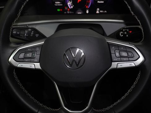 Certified 2026 Volkswagen Tiguan SE AWD/4WD image 18