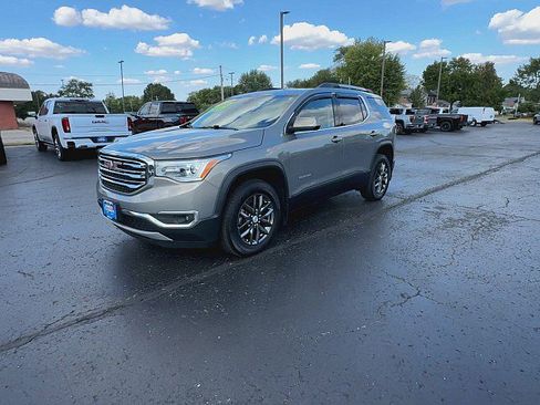 Certified 2019 GMC Acadia SLT image 4