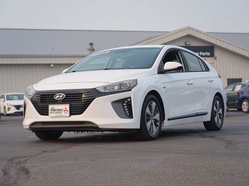 Used 2019 Hyundai Ioniq Plug-In Hybrid FWD image 7