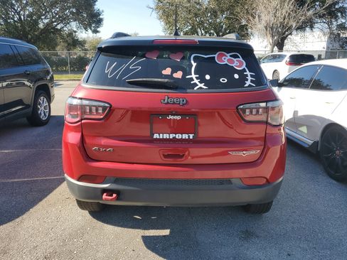 Used 2018 Jeep Compass Trailhawk w/ Cold Weather Group image 5