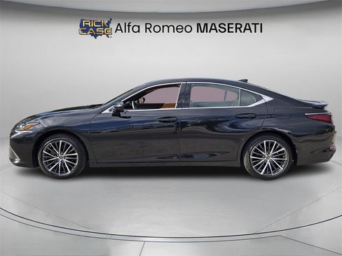 Used 2023 Lexus ES 350 w/ Premium Package image 3