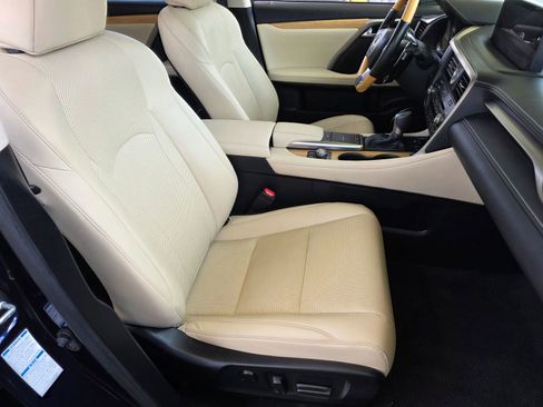 Used 2022 Lexus RX 350L Premium w/ Premium Package AWD/4WD image 31