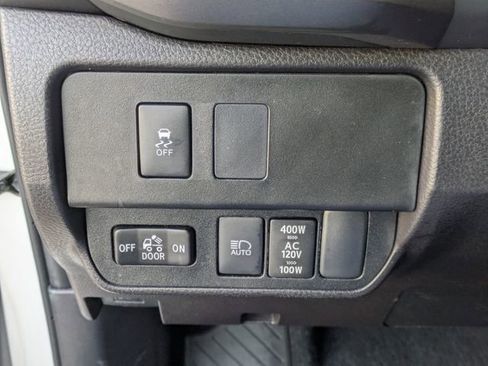 Used 2023 Toyota Tacoma TRD Sport image 23