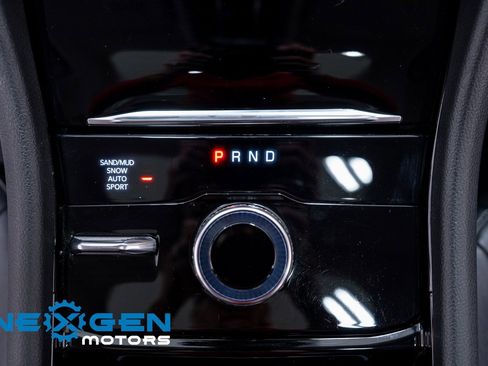 Used 2022 Jeep Grand Cherokee Limited image 15