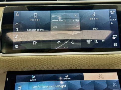 Used 2021 Land Rover Range Rover Velar R-Dynamic S AWD/4WD image 18