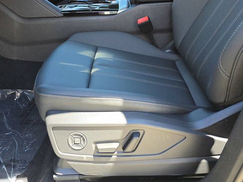 New 2026 Audi Q5 Premium AWD/4WD image 17
