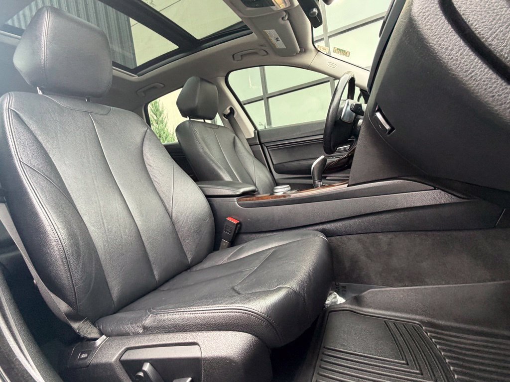Used 2015 BMW 335i Gran Turismo xDrive AWD/4WD image 20