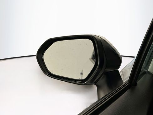 Used 2023 Toyota Corolla LE FWD image 16