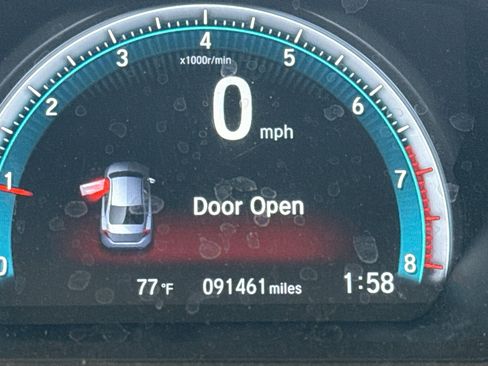 Used 2018 Honda Civic EX image 12