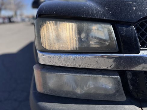 Used 2003 Chevrolet Silverado 2500 LT w/ Skid Plate Package image 44