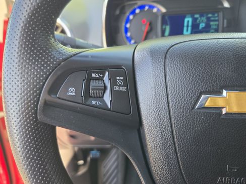 Used 2015 Chevrolet Trax LT w/ LPO, Cargo Package image 32