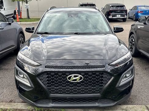 Used 2021 Hyundai Kona SEL FWD image 2
