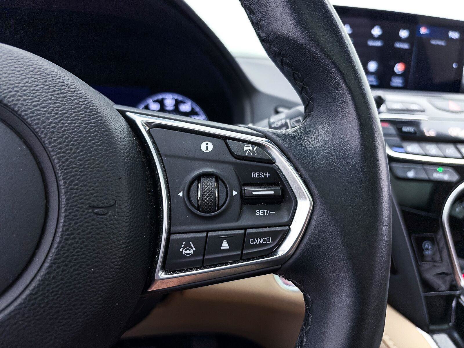 Used 2023 Acura RDX w/ Technology Package FWD image 33