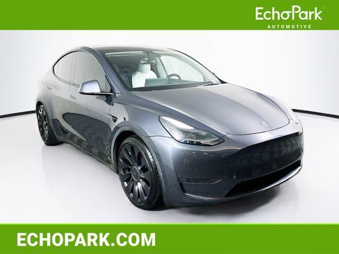 Used 2022 Tesla Model Y Performance AWD/4WD image 1