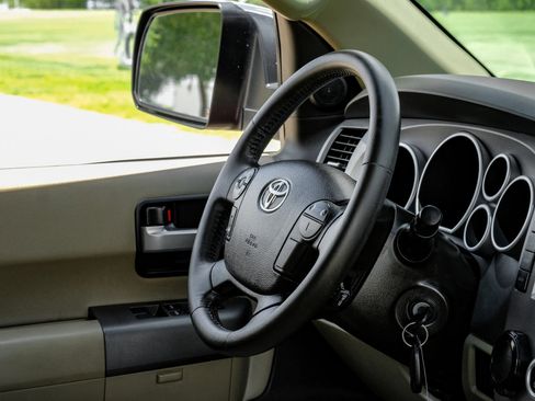 Used 2011 Toyota Sequoia Limited RWD image 12