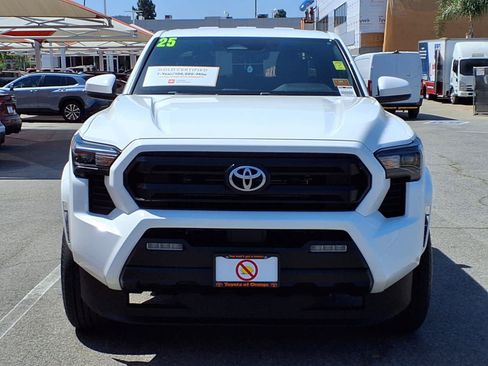 Certified 2025 Toyota Tacoma SR5 RWD image 2