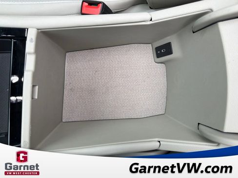 Certified 2025 Volkswagen Atlas SEL Premium R-Line image 22