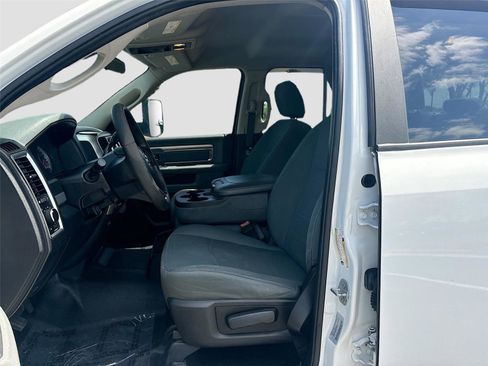 Used 2017 RAM 3500 SLT image 19