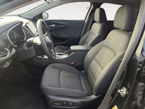 Used 2022 Chevrolet Malibu LT image 9