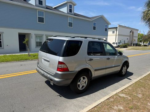 Used 1999 Mercedes-Benz ML 320 4MATIC image 6