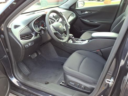Used 2022 Chevrolet Malibu RS FWD image 11