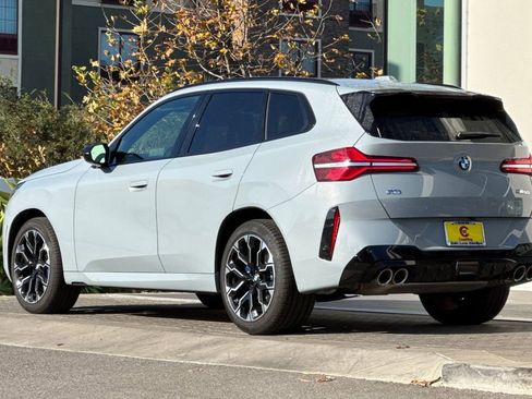 Used 2025 BMW X3 M50 w/ Premium Package image 5