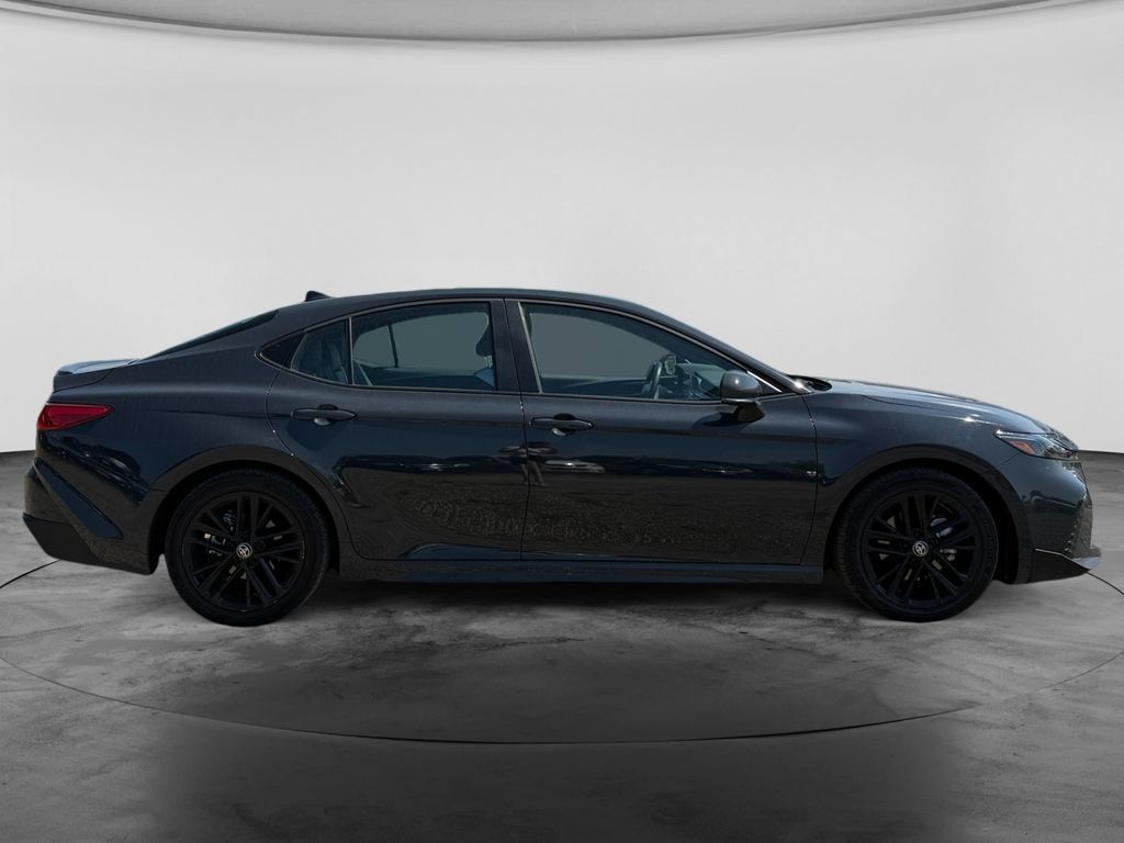 Used 2026 Toyota Camry SE FWD image 11