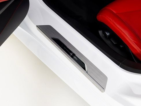 Used 2021 Chevrolet Corvette Stingray Preferred Cpe w/ Engine Appearance Package image 29