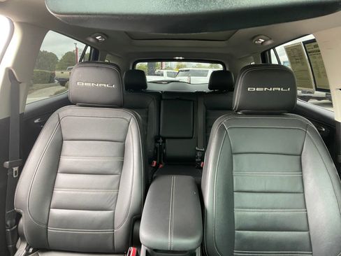 Used 2024 GMC Terrain Denali w/ Denali Premium Package image 33