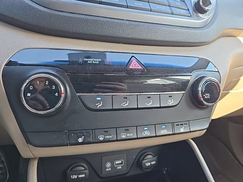 Used 2016 Hyundai Tucson Sport AWD/4WD image 24