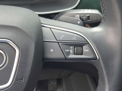 Certified 2024 Audi Q3 2.0T Premium w/ Convenience Package AWD/4WD image 18
