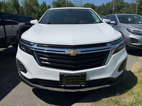 Used 2023 Chevrolet Equinox LT AWD/4WD image 4