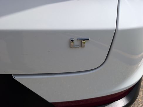 Used 2025 Chevrolet TrailBlazer LT AWD/4WD image 5