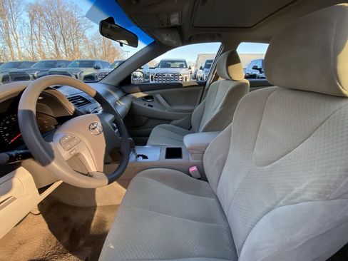 Used 2008 Toyota Camry LE image 24