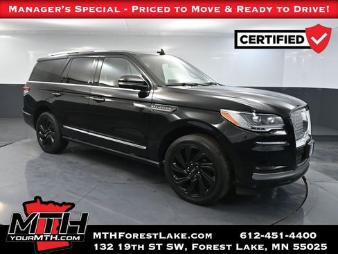 Used 2024 Lincoln Navigator Reserve AWD/4WD image 1