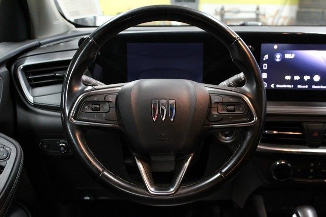 Used 2024 Buick Encore GX Preferred FWD image 19