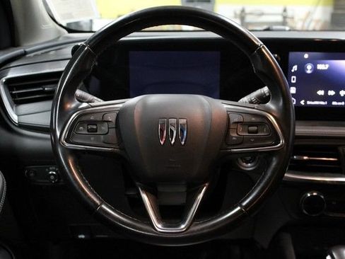 Used 2024 Buick Encore GX Preferred FWD image 19