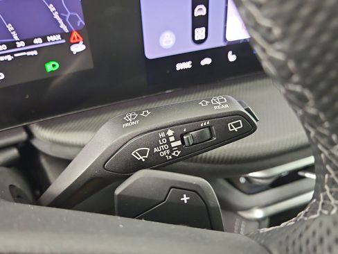 New 2026 Audi SQ5 Premium Plus image 27