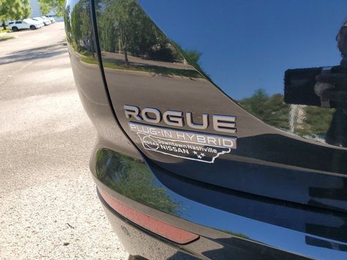 New 2026 Nissan Rogue Platinum AWD/4WD image 7