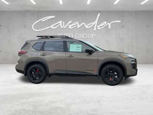 New 2026 Nissan Rogue SV AWD/4WD image 18