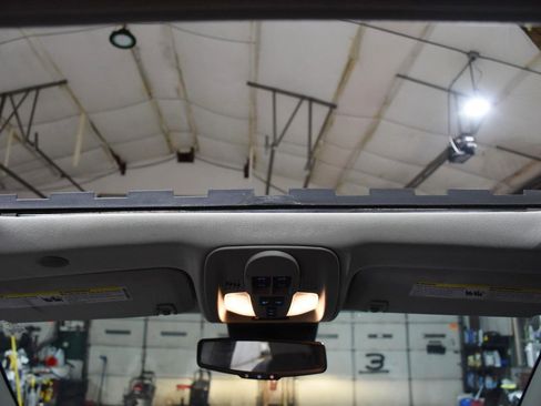 Used 2013 Chevrolet Equinox LT w/ Driver Convenience Package image 17