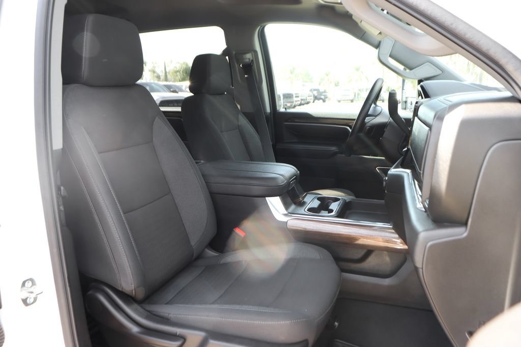 Used 2025 Chevrolet Silverado 2500 LT AWD/4WD image 38