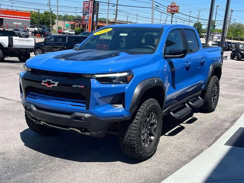 Certified 2026 Chevrolet Colorado ZR2 w/ Technology Package AWD/4WD image 7