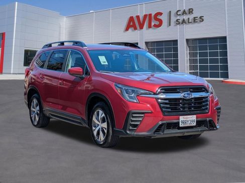 Used 2025 Subaru Ascent Premium AWD/4WD image 3