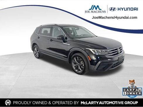 Used 2022 Volkswagen Tiguan SE AWD/4WD image 2